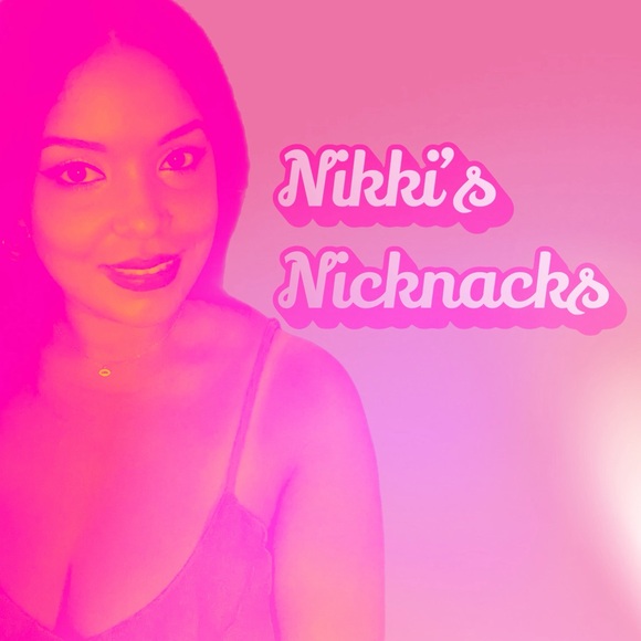 nikki_nicknacks